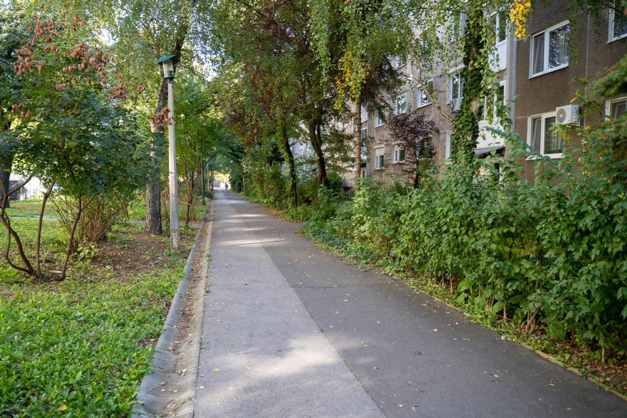 Comfort 14 -- Stylish City Apartment Netflix, Wi-Fi & Parking Miskolc Extérieur photo